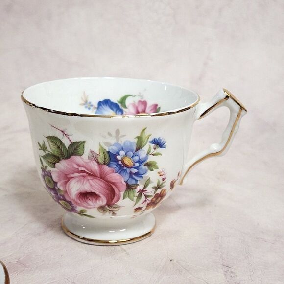 AYNSLEY Fine English Bone China Floral Teacup & Saucer - Picture 4 of 11
